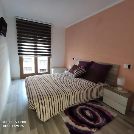 Apartamento Confort I La Seu d'Urgell Exterior photo