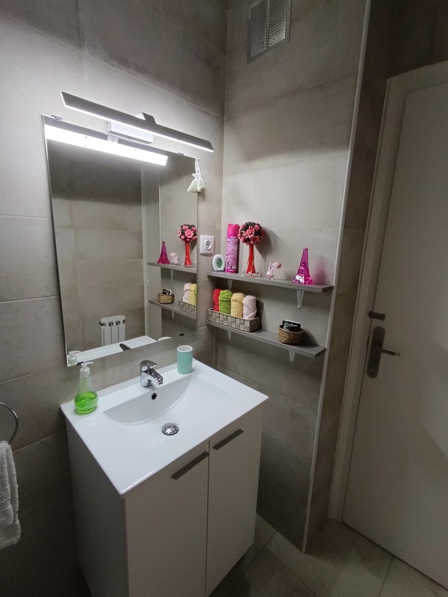 Confort La Seu De Urgell Apartamento *
